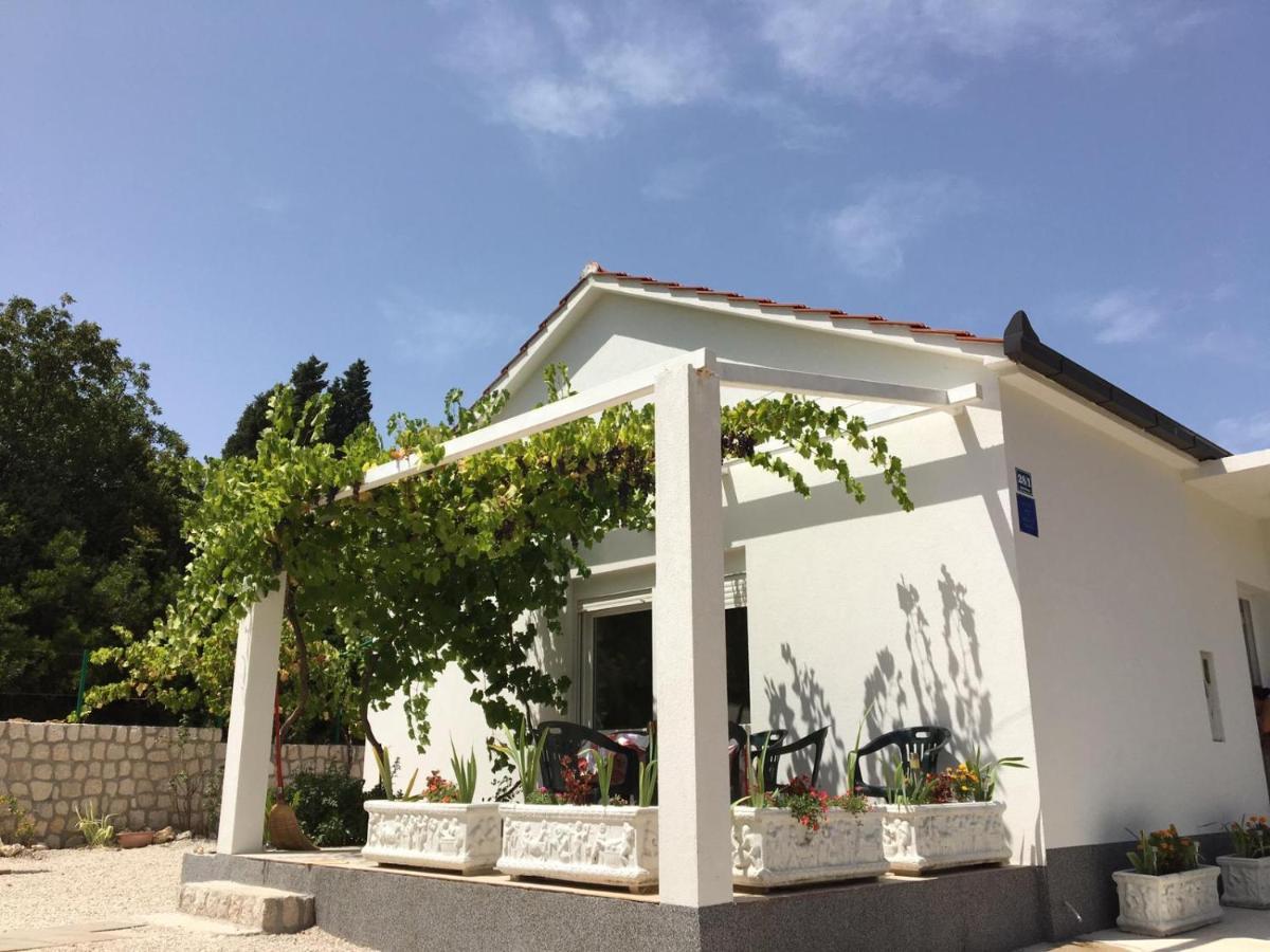 Kuca Za Odmor Bebic, Kremena Villa Klek Bagian luar foto